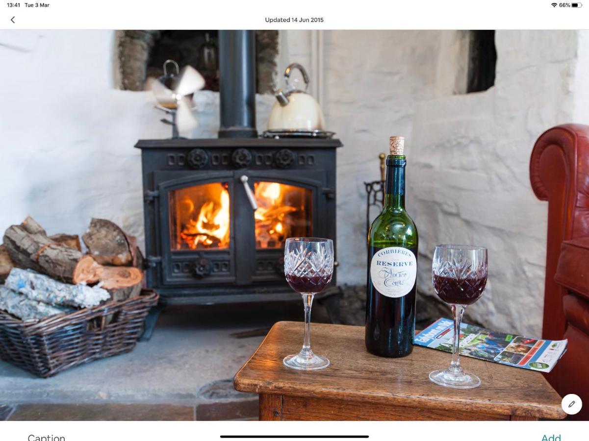Ty Fferm Hen, Ancient Farmhouse, Coity Bach Talybont-on-Usk エクステリア 写真
