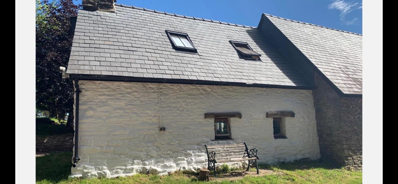 Ty Fferm Hen, Ancient Farmhouse, Coity Bach Talybont-on-Usk エクステリア 写真