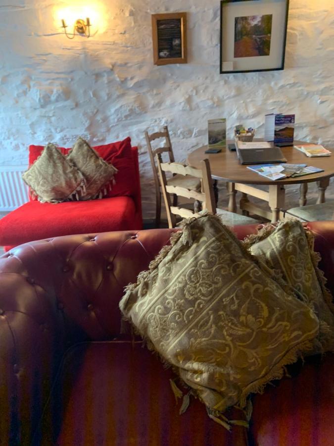 Ty Fferm Hen, Ancient Farmhouse, Coity Bach Talybont-on-Usk エクステリア 写真